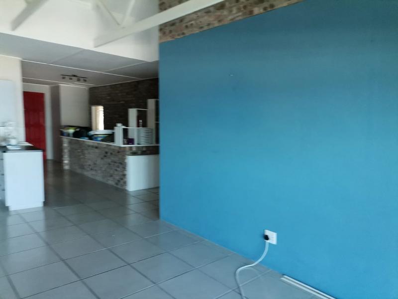 To Let 2 Bedroom Property for Rent in Outeniqua Strand Western Cape